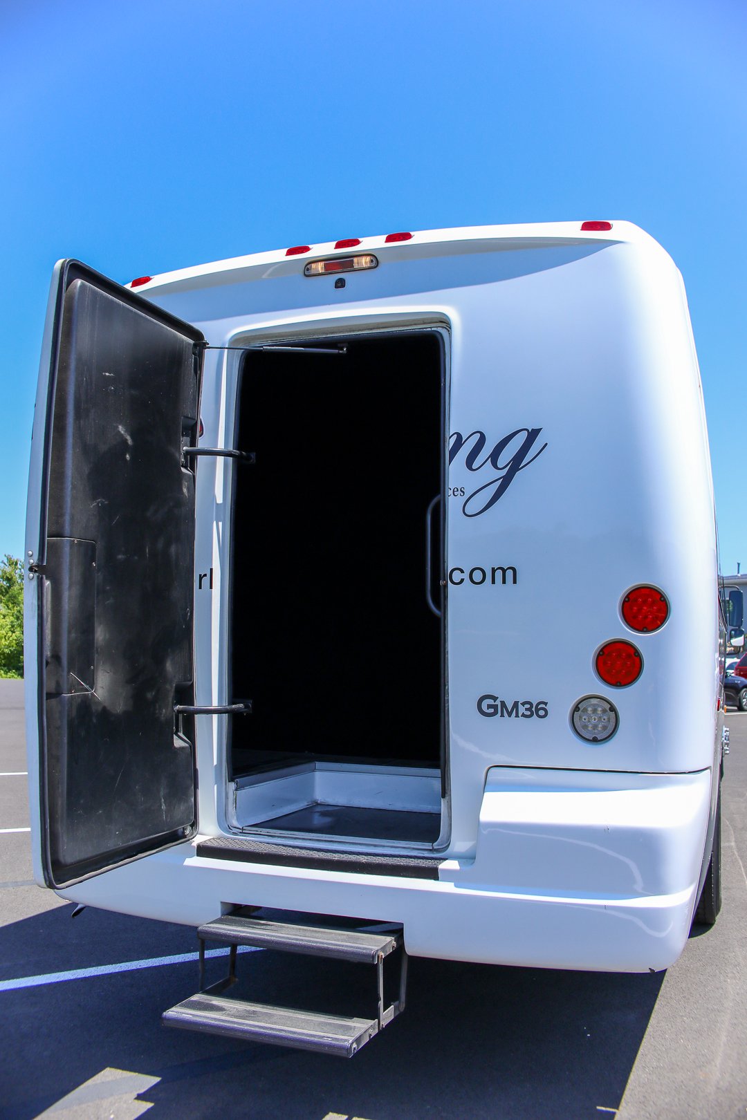 41 passenger mini bus trunk view