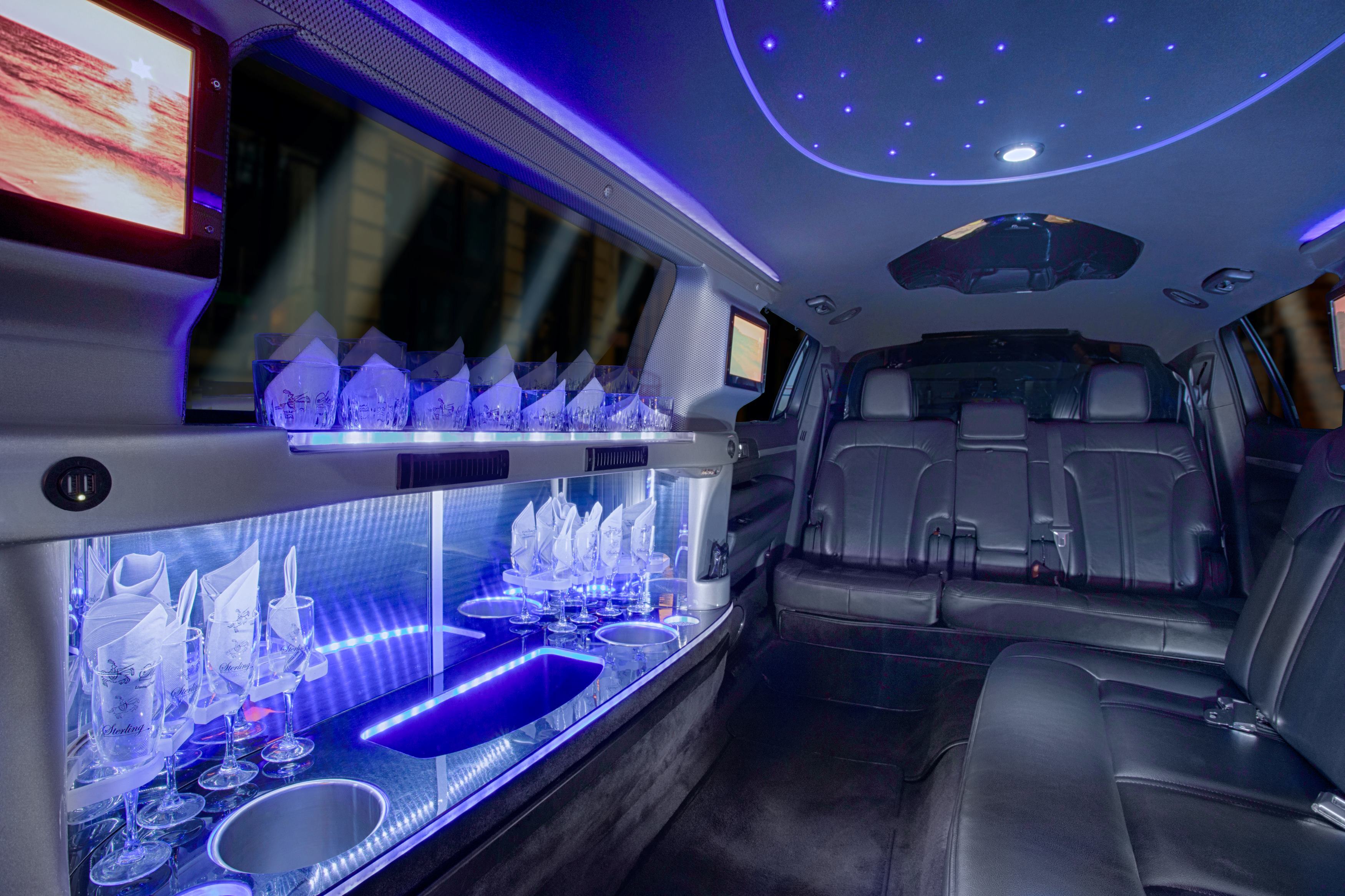 Black Lincoln 8 passenger Limousine interior blue