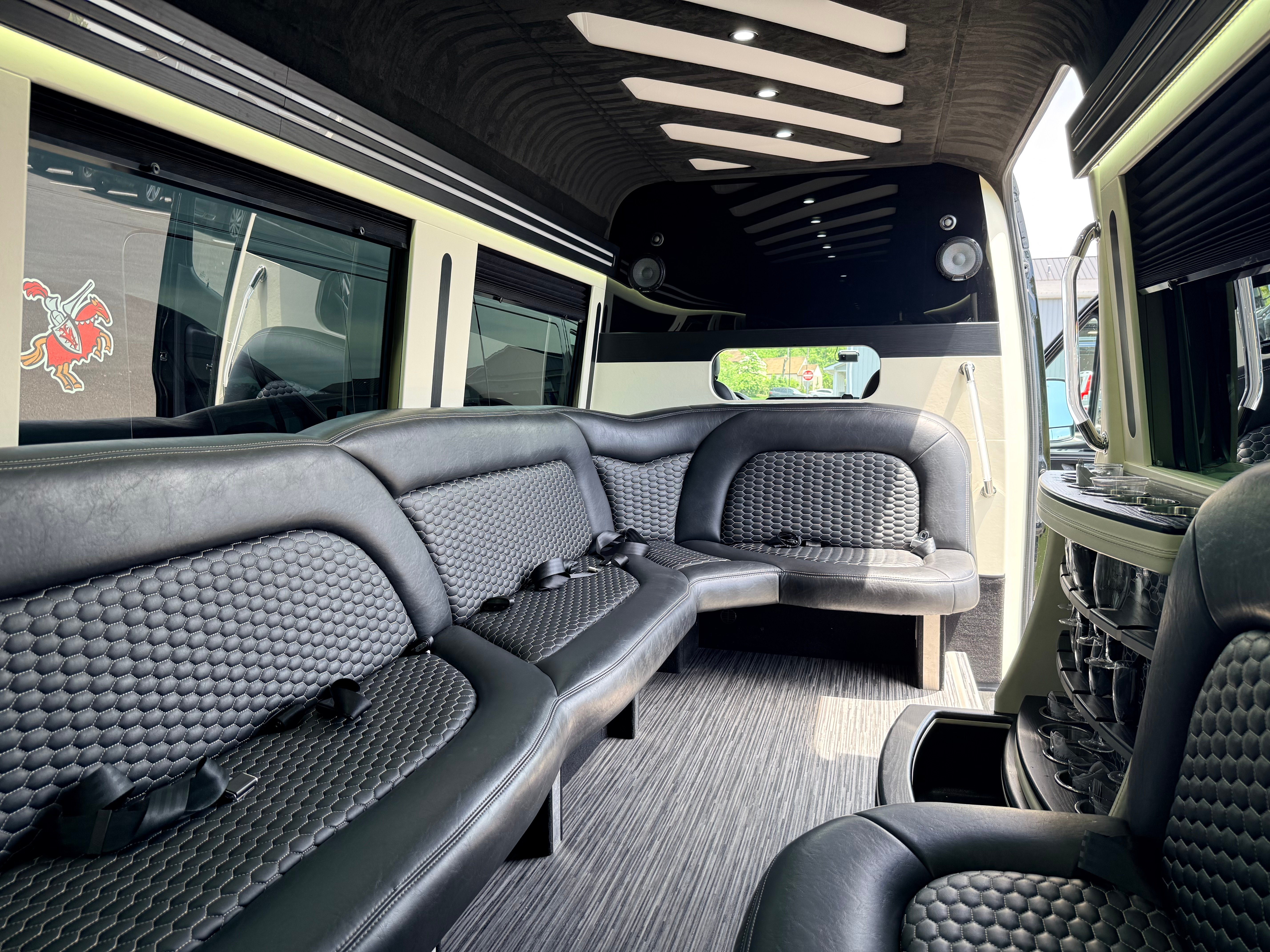 MB Sprinter limo 277 interior 2