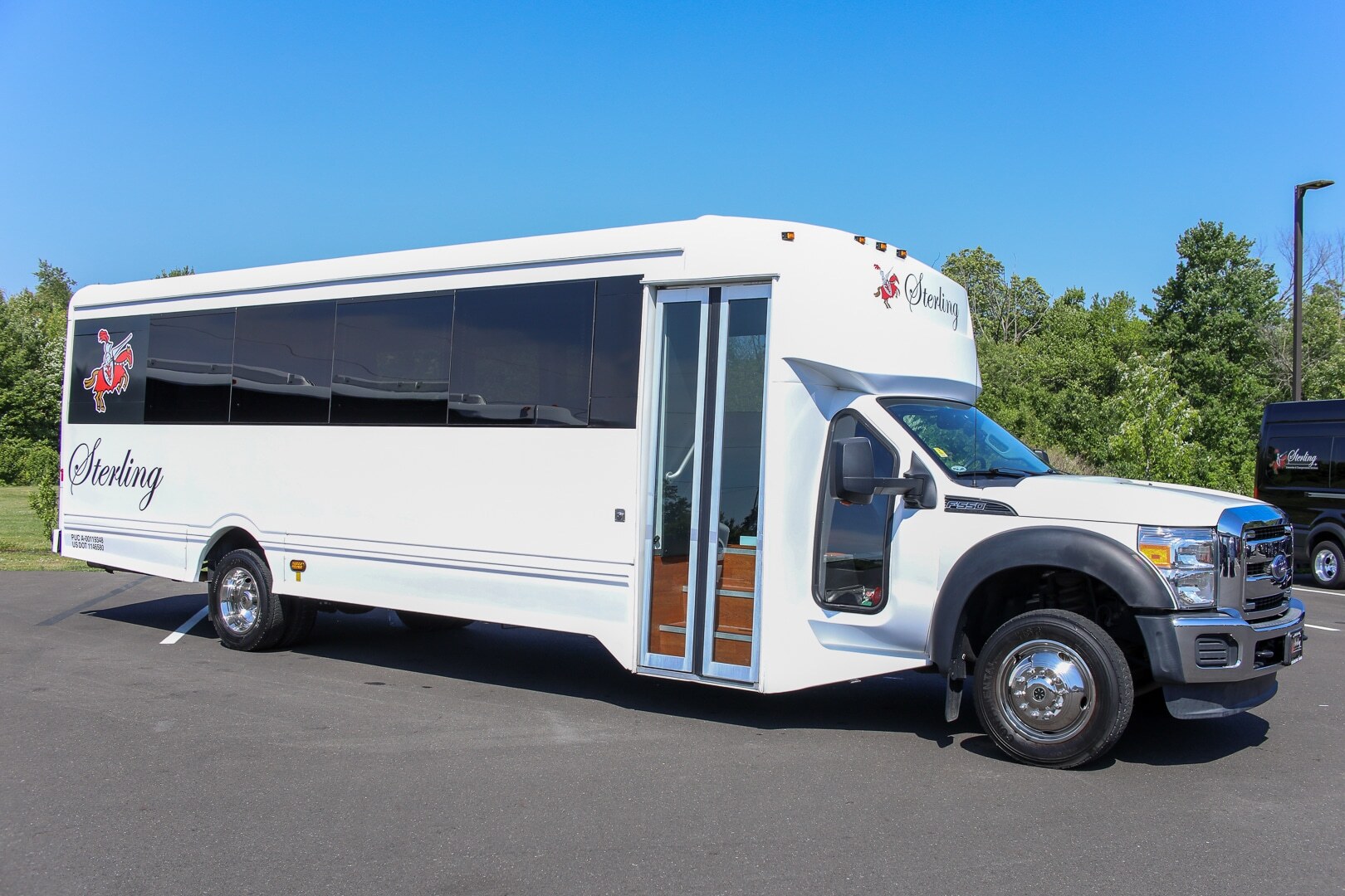Limousine Bus