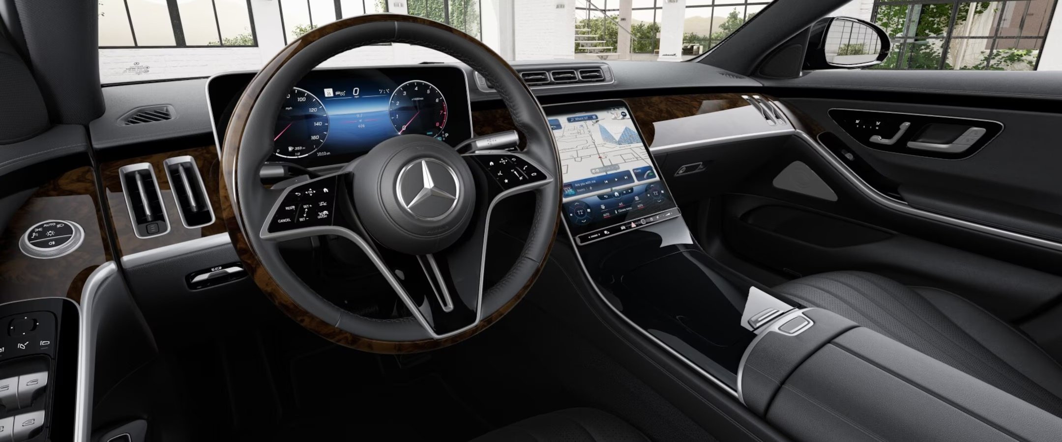Stock image 2026 M Benz S500 Interior wheel